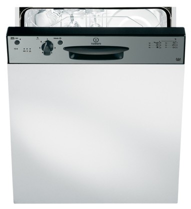 Посудомоечная Машина Indesit DPG 36 A IX Фото